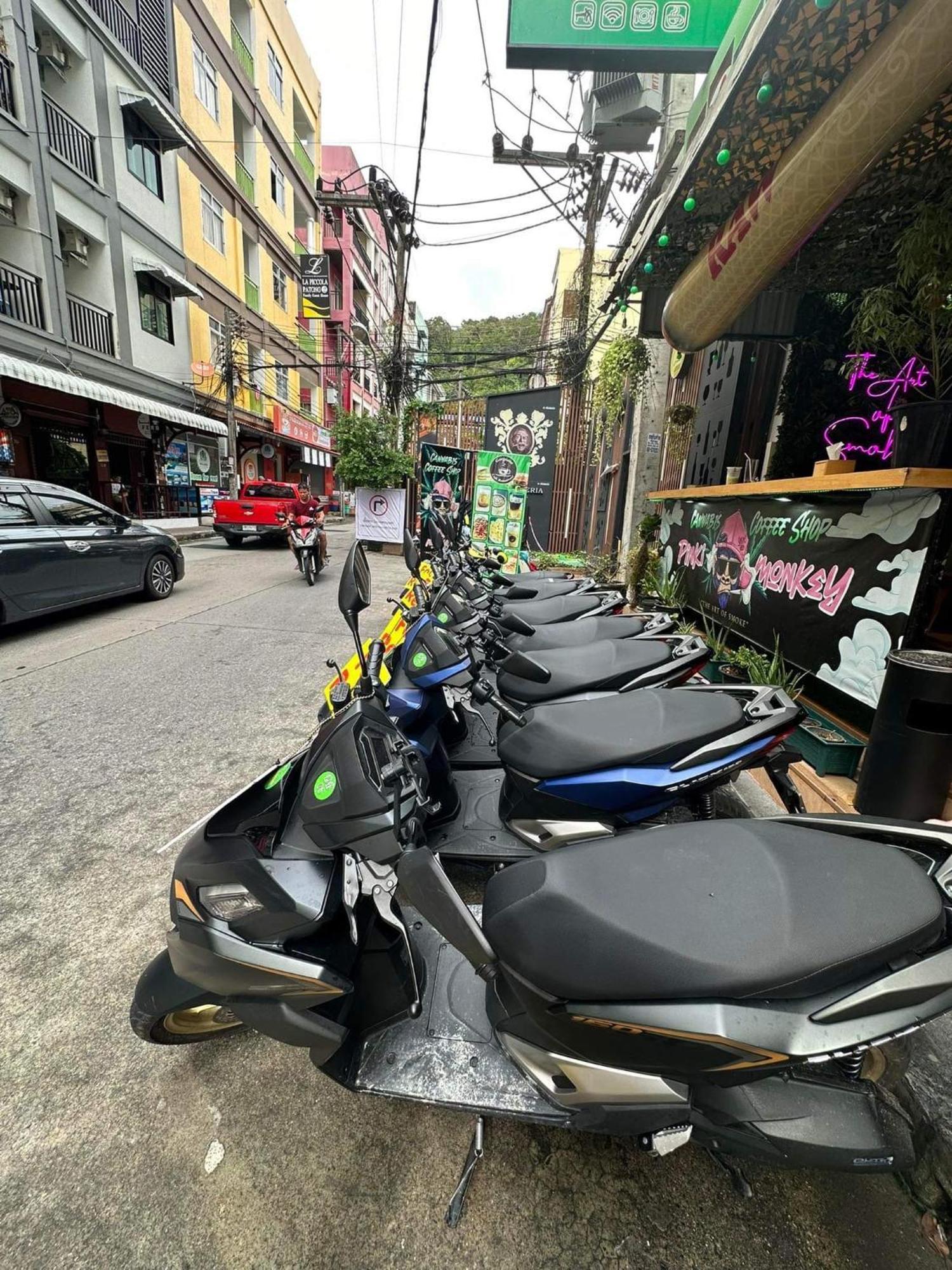 Patong 艾莉亚精品房间酒店 外观 照片